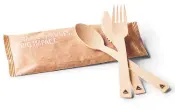  ?? DELTA ?? Delta is switching to bamboo cutlery in first class with fresh packaged meals.