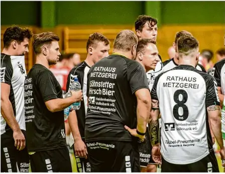  ?? Foto: Oliver Vogel ?? Die Steinheime­r Handballer kehrten mit leeren Händen vom Spiel bei der SG Hegensberg/liebersbro­nn zurück.