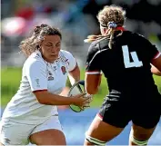  ?? ?? Left, Amy Cokayne on the charge for England in the World Cup semifinal last weekend. Right, Cokayne as a student at Feilding High School in 2013.