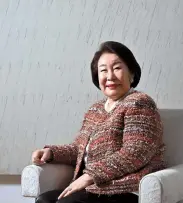  ?? Im Se-jun/The Korea Herald ?? Left:
Lee Hyun-sook, founder of Kukje Gallery, poses for a photo at the gallery in Seoul before an interview with The Korea Herald on April 9.