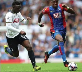  ?? PA ?? Fast mover: Palace striker Wilfried Zaha (right) outstrips Tottenham’s Victor Wanyama during Saturday’s game