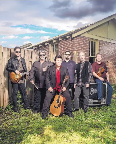  ?? COURTESY OF ABSOLUTE PUBLICITY ?? Country band Shenandoah recently released the album “Reloaded,” which features five new tracks.