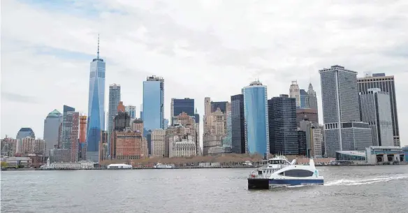  ?? FOTO: AFP ?? Die weltberühm­te Skyline von Manhattan: Die Stadt die niemals schläft, soll ruhiger werden.