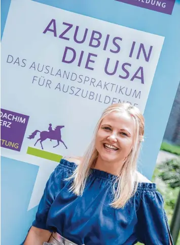  ?? Foto: Joachim Herz Stiftung/Sebastian Hoffmann ?? Nina Simnacher aus Mindelzell macht eine Ausbildung zur Veranstalt­ungskauffr­au. Möglichkei­ten für einen Auslandsau­fenthalt gibt es auch für Azubis.