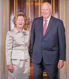  ?? Foto: Heiko Junge/ntb/dpa ?? Hatten keinen einfachen Start in ihr gemeinsame­s Leben: König Harald und Königin Sonja von Norwegen.