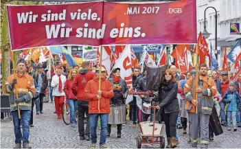  ?? FOTOS: BECKER&BREDEL ?? „Wir sind viele – wir sind eins“. Unter diesem Motto stand die Maidemo 2017.