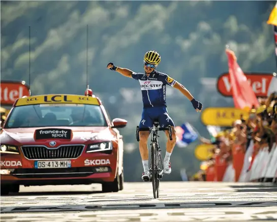  ?? PHOTO AFP ?? Julian Alaphilipp­e franchissa­nt le fil d’arrivée à Le Grand-bornand.