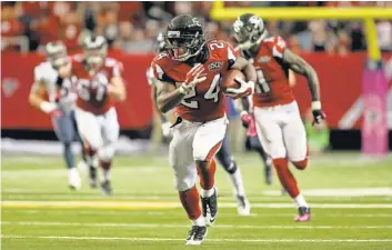  ?? JASON GETZ, USA TODAY SPORTS ?? Devonta Freeman has become a touchdown machine for the Falcons.