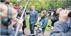  ?? FOTO: RM- ?? Wichtiger als Gratis-Betreuung sei die Qualität der Kindergärt­en, sagte Christian Lindner gestern bei seinem Besuch des Creative Campus in Monheim.