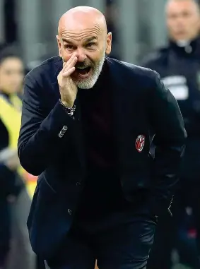  ?? (Getty Images, Afp) ?? Normalizza­tore
Stefano Pioli, 54 anni: 1 pari, 1 sconfitta e 1 vittoria. A sinistra, Suso