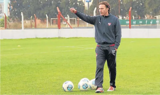  ?? Prensa independie­nte ?? El futuro señala otra dirección: Milito seguirá como entrenador de la reserva