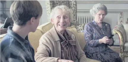  ?? ?? Senan West, Marcia Warren and Imelda Staunton in
The Crown Season 5.