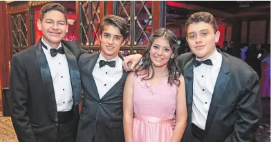  ??  ?? José Enrique Villagrán, José Argüello, Camila Espinosa y Andrés Carrera.