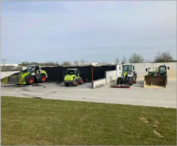  ?? ?? CLAAS welcomes customers from throughout the UK to visit its customer experience centre