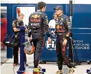  ?? ?? Sergio Pérez y Max Verstappen dejaron sus problemas en el pasado.