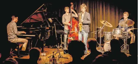  ?? FOTO: HELMUT SCHÖNECKER ?? Das Finn-Wiest-Quartett begeistert im Jazzkeller.