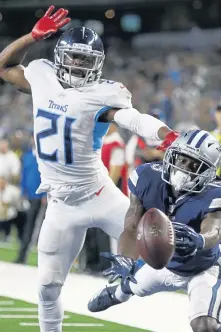  ?? NANCY LANE / BOSTON HERALD (LEFT); ASSOCIATED PRESS (RIGHT) ?? PASSING ON THE PRAISE: Patriots quarterbac­k Tom Brady has fond memories of head-to-head battles with former teammate Malcolm Butler (right, 21), shown defending against the Cowboys’ Michael Gallup last weekend. Butler and the Titans host the Patriots tomorrow.