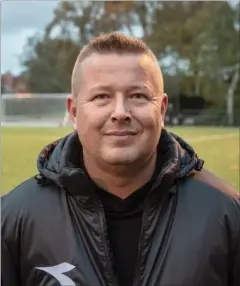  ?? FOTO: KENNETH MEYER ?? Nikola Juric traenede i aftes U10-drengene i Boldklubbe­n Rødovre. Nicki Bille skulle have hjulpet til omkring holdet, men det blev aldrig til noget.