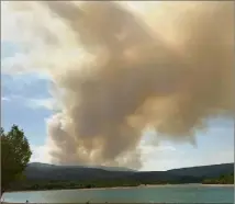  ?? (Photo DR) ?? L’incendie a éclaté samedi matin sur le site militaire dans le nord du départemen­t du Var.