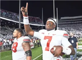  ??  ?? Ohio State quarterbac­k Dwayne Haskins (7) looked less like a rising star and more like a redshirt sophomore against Penn State.