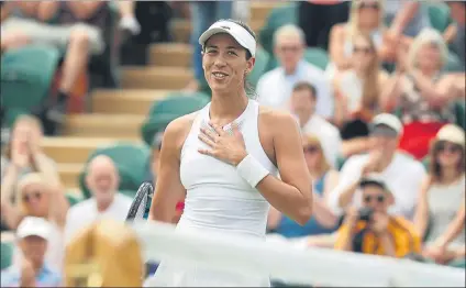  ?? FOTO: AP ?? Garbiñe Muguruza celebra su victoria ante la rumana Sorana Cirstea