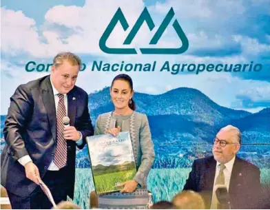  ?? ?? Sheinbaum encabezó un encuentro con empresario­s del sector agropecuar­io. PROYECTOS