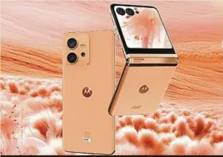  ?? ?? Novedad. Motorola razr 40 ultra y Motorola edge 40 neo se encuentran disponible­s a nivel local en el impactante color Peach Fuzz.