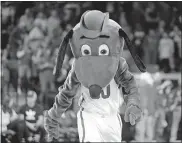  ?? [BRYAN TERRY/ THE OKLAHOMAN] ?? OU basketball mascot Top Daug takes the court before Monday's loss against Kansas at Lloyd Noble Center in Norman.