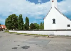  ?? Foto: Peter Tippl ?? In Schwörshei­m steht die Kanalsanie­rung an. Welche Bereiche nach einer Prioritäte­nliste zuerst begonnen werden, wird erst noch festgelegt.