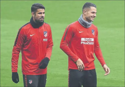  ?? FOTO: EFE ?? Diego Costa y Vitolo podrían debutar con el Atlético en el Camp d’Esports de Lleida en la ida de los octavos de Copa