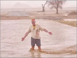  ?? Photo: Reën in Namibia ?? Caution advised... The RA has advised motorists across the country to be cautious particular­ly in areas where good rains have been received. Road repairs have also been hampered by heavy downpours in southern Namibia.