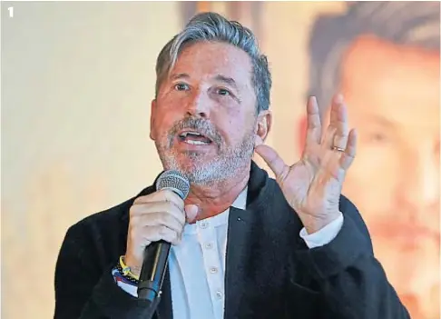  ??  ?? 1. Ricardo Montaner será una de las grandes atraccione­s del Festival de Peñas, que empieza hoy con la noche “extra”. 2. El Encuentro de Colectivid­ades continúa hoy, con gran oferta de gastronomí­a y shows, como el de La Barra. 3. Cosquín Rock contará con los uruguayos de No Te Va Gustar, entre muchas otras bandas esparcidas por varios escenarios.