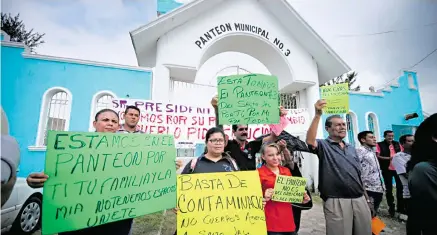  ?? RODRÍGUEZ ?? “El Salto ya tiene sus muertos”, dicen habitantes sobre el traslado de cuerpos al panteón municipal/francisco