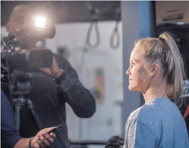  ?? JOURNAL FILE ?? Holly Holm has had back-to-back defeats since her upset of Ronda Rousey, but her connection­s believe she is getting better and not regressing. Manager Lenny Fresquez says, “She’s a freak of nature.”