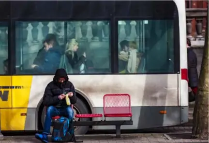  ?? FOTO PHOTO NEWS ?? Vervuilend­e bussen mogen de stad in als er wordt betaald.