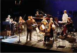  ?? FOTO: LIBERO MUREDDU ?? SAMSPEL. NYKY Ensemble dirigerad av Taavi Oramo.