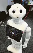  ?? Foto: Bernd Hohlen ?? Roboter und Künstliche Intelligen­z könnten unter anderem in der Pflege eingesetzt werden. Unser Bild zeigt den Pflegerobo­ter Pepper.