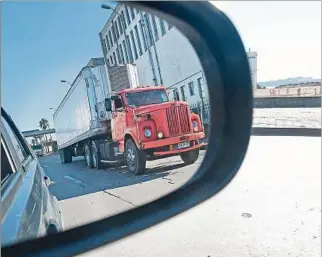  ?? ?? SITUACIÓN.
El transporte de carga interdepar­tamental e internacio­nal lo realizan 2.400 empresas