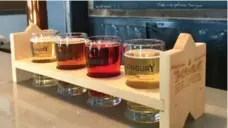  ?? HAYLEY WAINES ?? A flight of craft ciders at Thornbury Village Craft Cider House Hospitalit­y Centre, Thornbury, Ont.