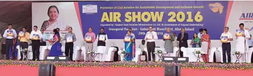  ??  ?? Chief Minister of Gujarat Anandiben Patel inaugurate­d the three-day air show in Ahmedabad