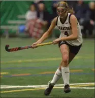  ?? STAN HUDY — DIGITAL FIRST MEDIA ?? Saratoga Springs senior Lindsey Frank looks for a pass in the circle after the start of a penalty corner Thursday afternoon at the Adirondack Sports Dome.