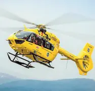  ??  ?? In azione L’elicottero di soccorso Pelikan 1