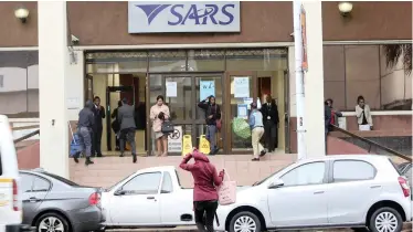  ?? | MOTSHWARI MOFOKENG | African News Agency (ANA) ?? THE Durban Sars offices in Pixley Ka Seme Street.