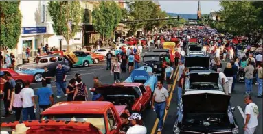  ?? Middlesex County Chamber of Commerce / Contribute­d photo ?? The Middlesex County Chamber of Commerce 25th annual Cruise Night on Main Street will return to downtown Middletown on June 15.