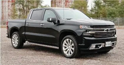  ?? PHOTOS: JIL MCINTOSH/DRIVING ?? Chevrolet may have gone overboard with the height and width of its 2019 Silverado, but the company also made some definite improvemen­ts, too.