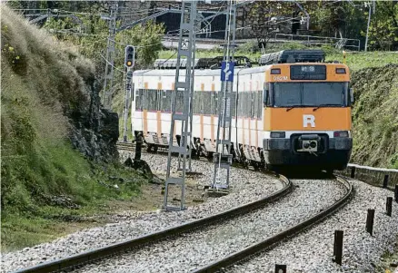  ?? LV ?? La línia de Vic és l’única de Rodalies que només disposa d’una via compartida per als dos sentits