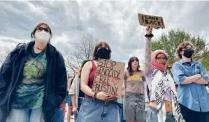  ?? LiSa ratHKe/aSSoCiateD PreSS ?? Students attended a rally last week at the University of Vermont. The pro-Palestinia­n encampment there ended this week.