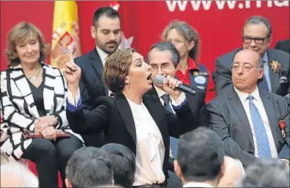  ?? ZIPI / EFE ?? La cantaora Estrella Morente cantó en la fiesta de la Comunidad de Madrid ante los galardonad­os de este año