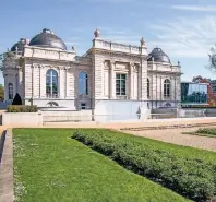  ??  ?? Das Museum La Boverie ist das neue kulturelle Aushängesc­hild Lüttichs. Im Frühjahr 2016 wurde es eröffnet.