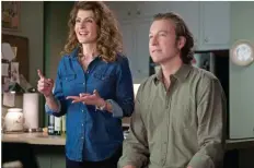  ??  ?? di Kirk Jones e, a destra, Nia Vardalos con John Corbett.